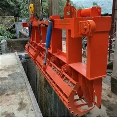 Mașină de curățat găleți cu grapă hidraulică